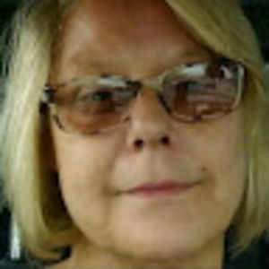 Meet your Posher, Paula